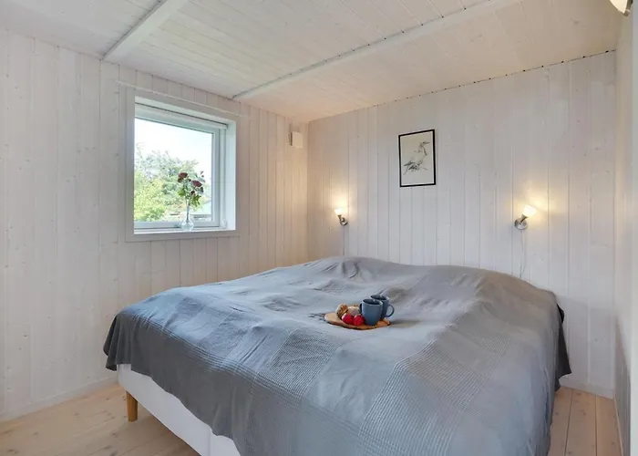 Liutulf - 40m From The Sea By Interhome